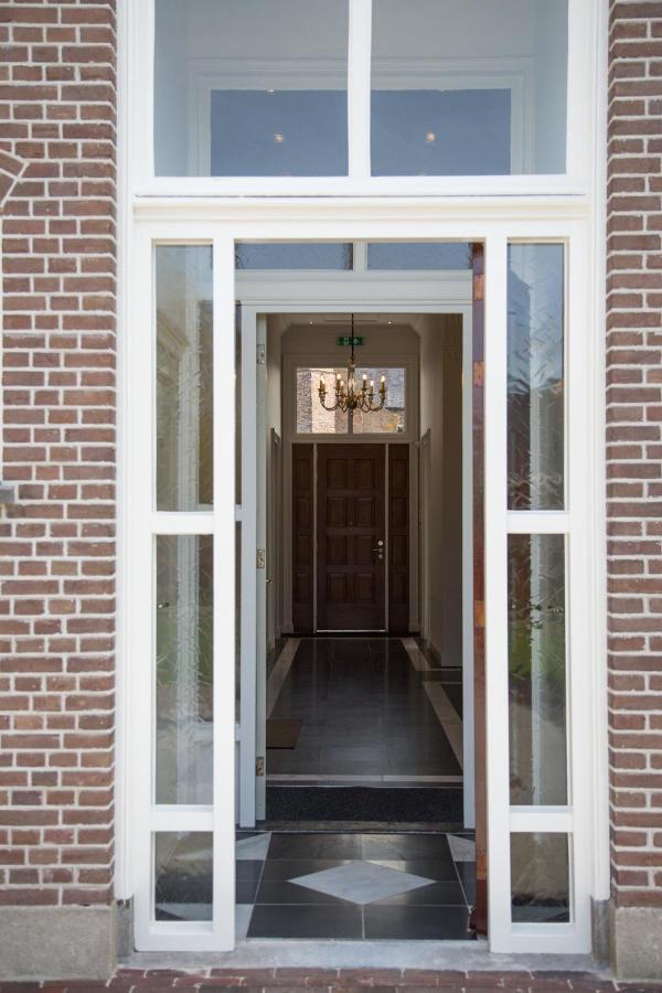 B&B Groepsaccommodatie De Pastorie Lage Mierde Exterior photo